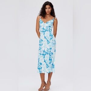 Diane von Furstenberg Alik Floral Cowl Neck
Midi Dress